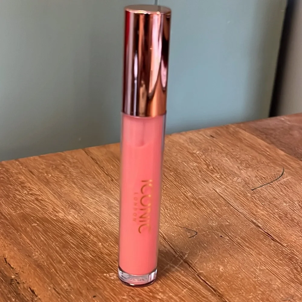 Iconic London Lip Plumping Gloss - Picture 3 of 7